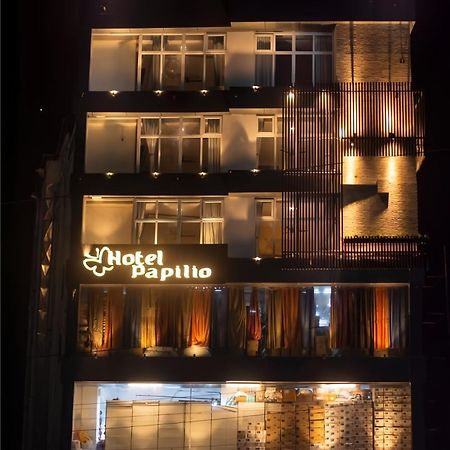 Hotel Papilio Malda Экстерьер фото