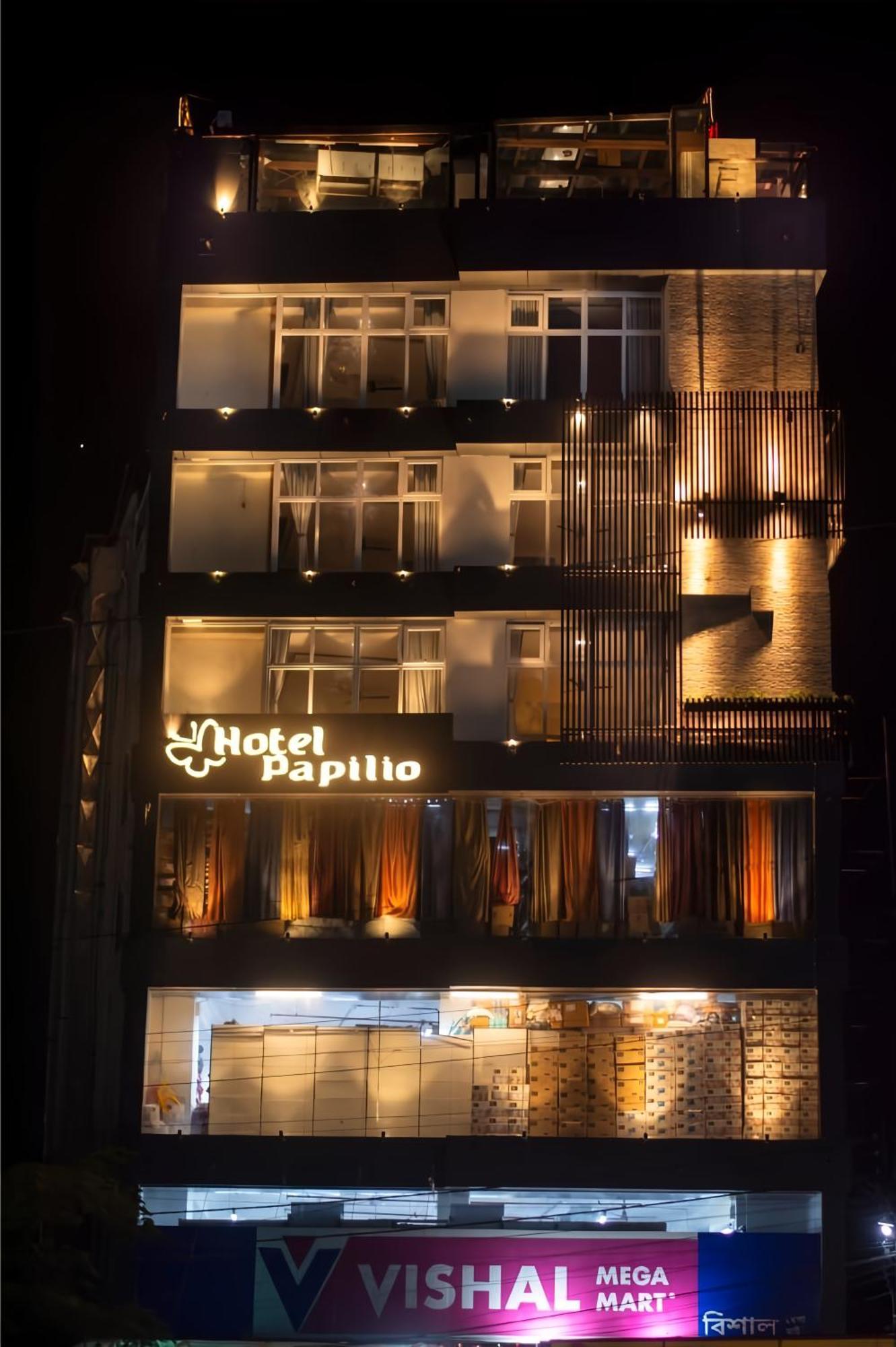 Hotel Papilio Malda Экстерьер фото